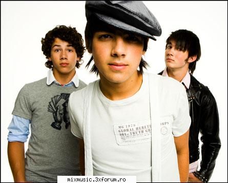 :nebun: pics jonas brothers